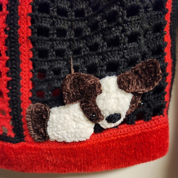 Just B, Women's Cute Black, red n white Sweater with dogs, Size Medium - Picture 4 of 7